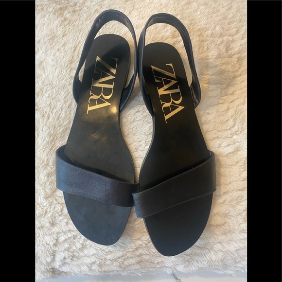 Zara leather strap sandals size 7